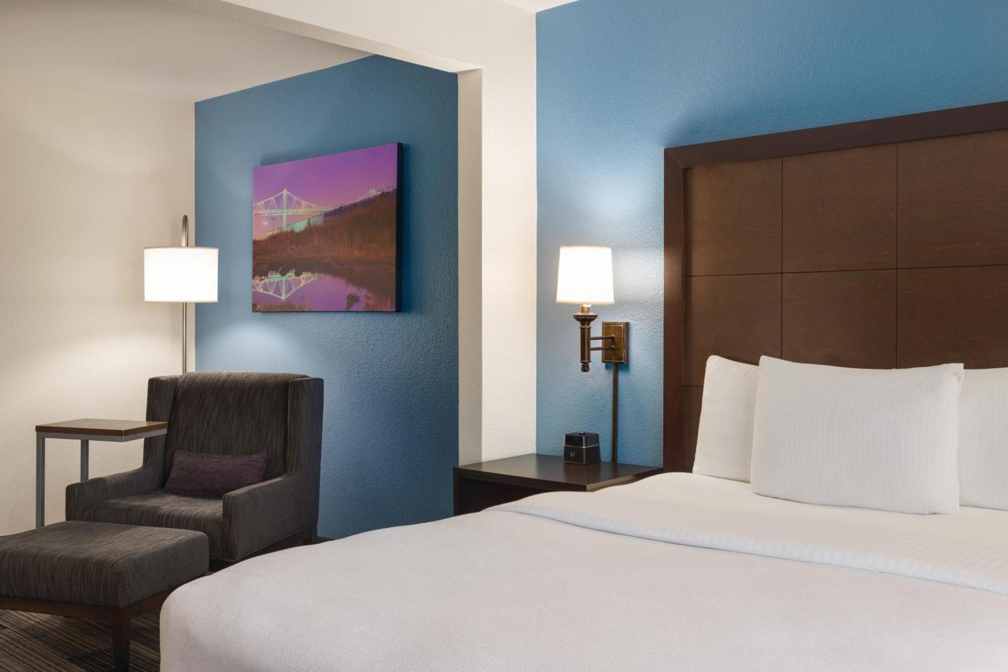 Hotel La Quinta By Wyndham Springfield Airport Plaza Exterior foto